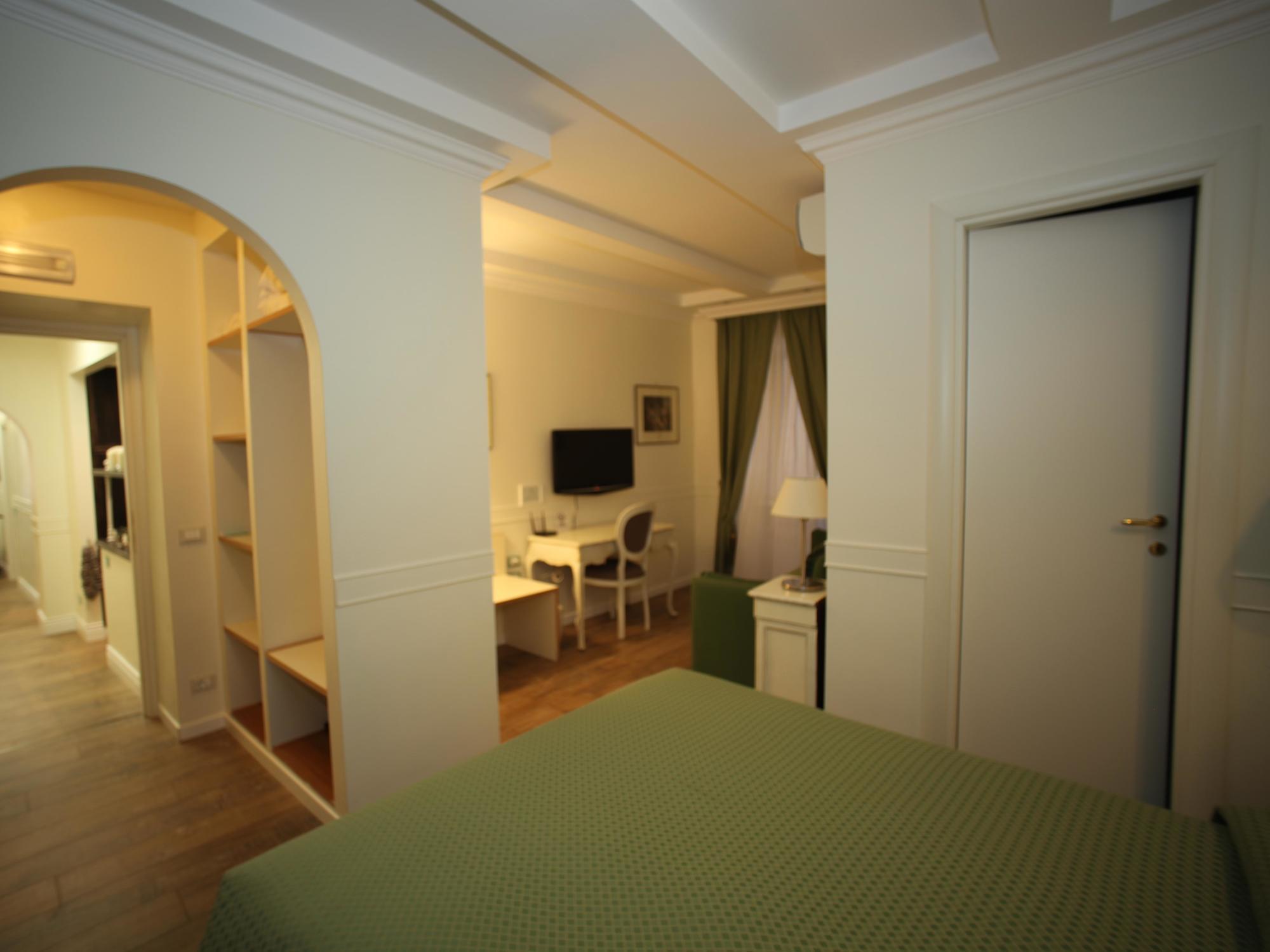 Casa de hóspedes Residenza Ponte Sant'angelo 2*