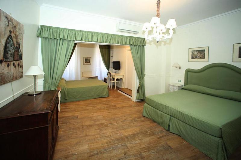Affittacamere Residenza Ponte Sant'angelo 2*