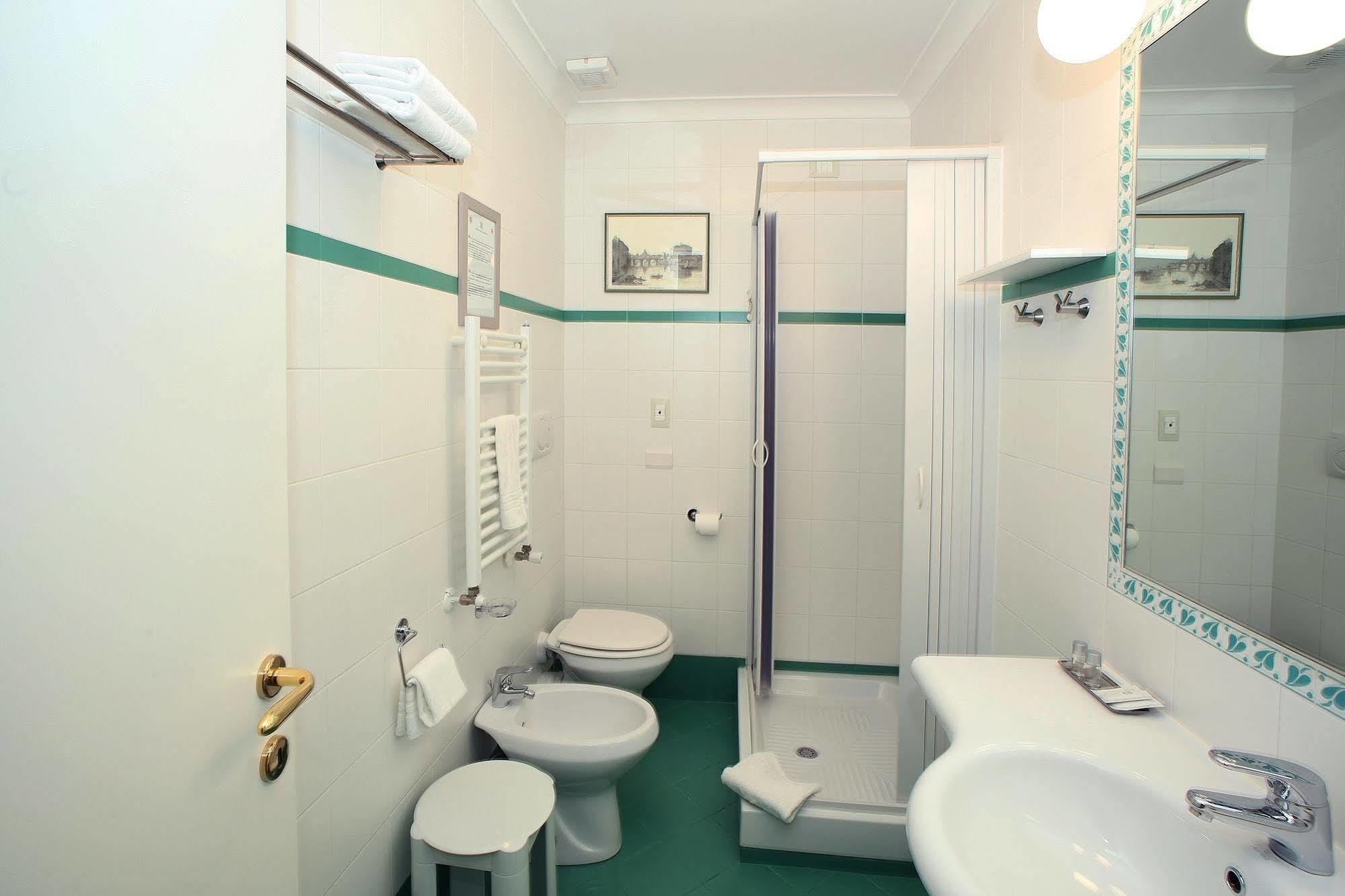 Residenza Ponte Sant'angelo Affittacamere 2*